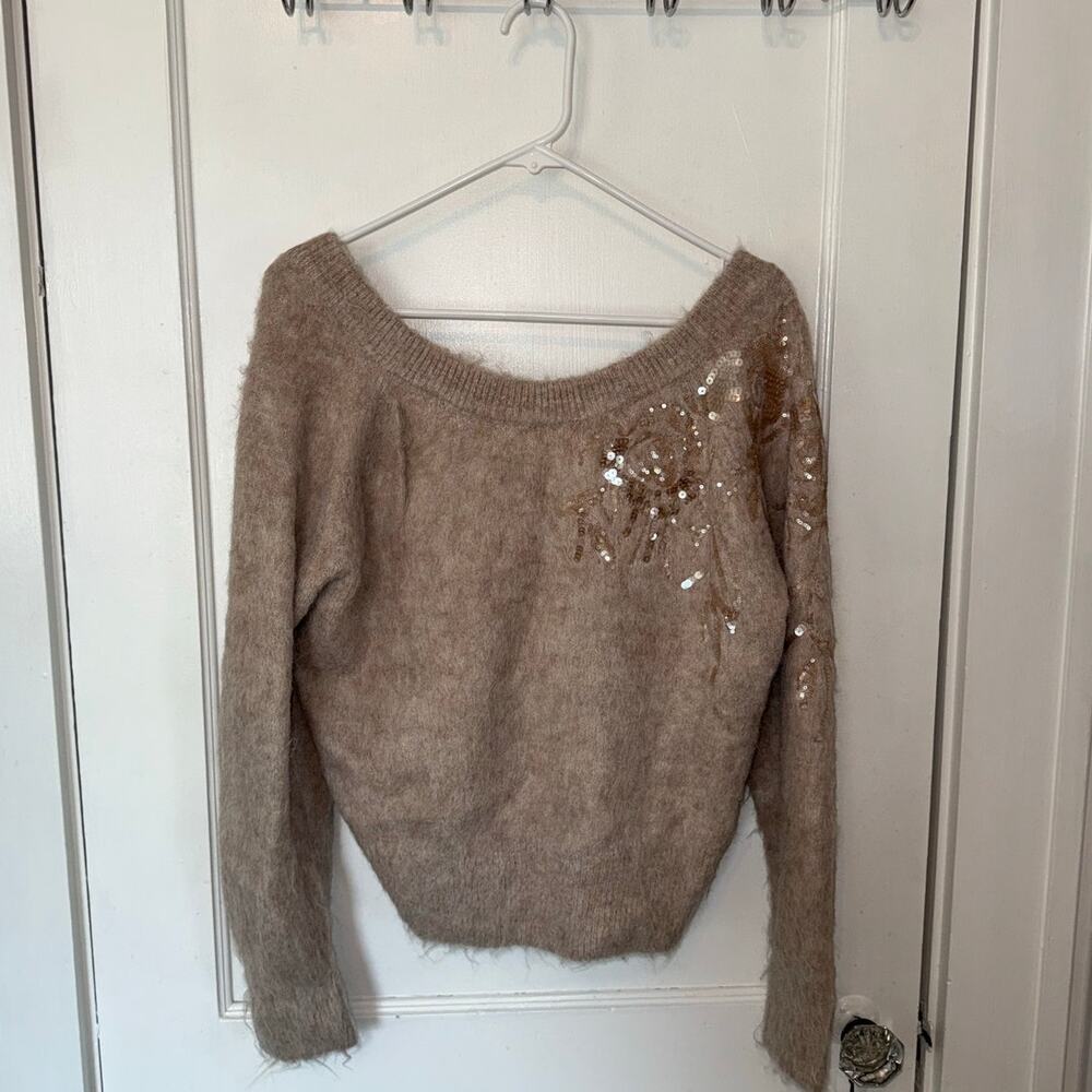 White House Black Market Off The Shoulder Sequin Floral Sweater size XS